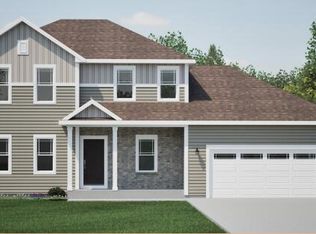 W256N6785 Alpine Dr, Sussex, WI 53089