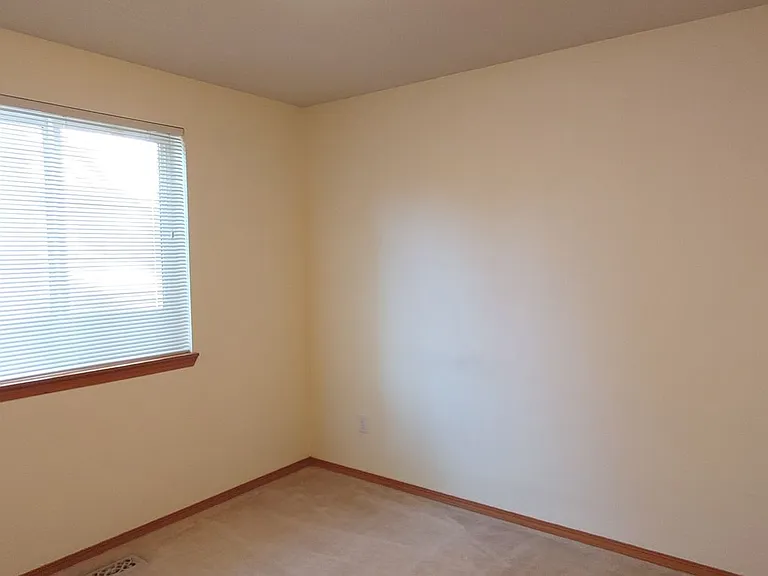 13258 SW Yarrow Way — Photo 22