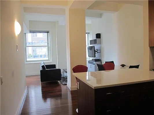 Rented by Vivaldi Real Estate | media 57