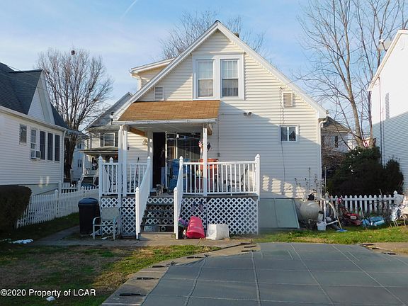 2nd image of 46 S Atherton Ave