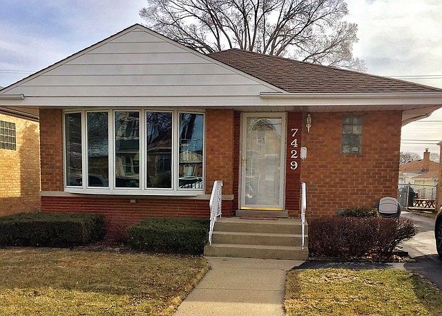 1st image of 7429 N Olcott Ave