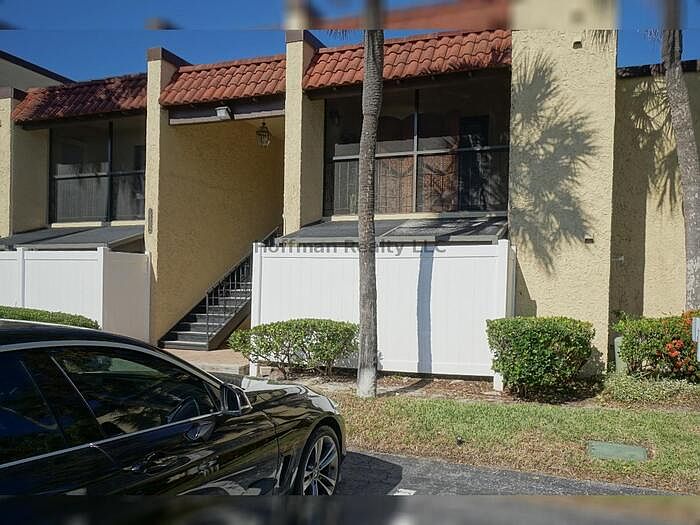 1st image of 5302 W Kennedy Blvd Unit 101
