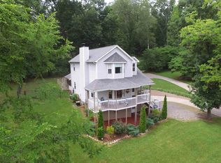 1116 Hide Away Ln, Kodak, TN 37764