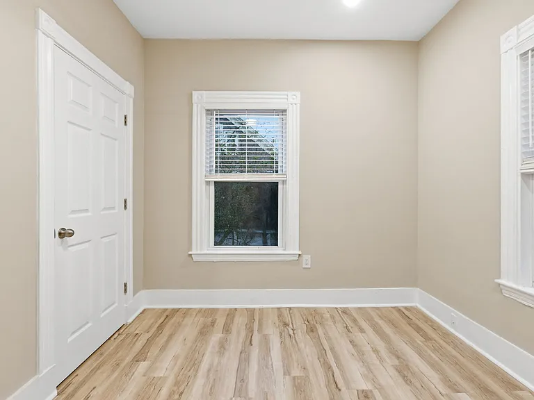 43 Lonsdale St #2 — Photo 16