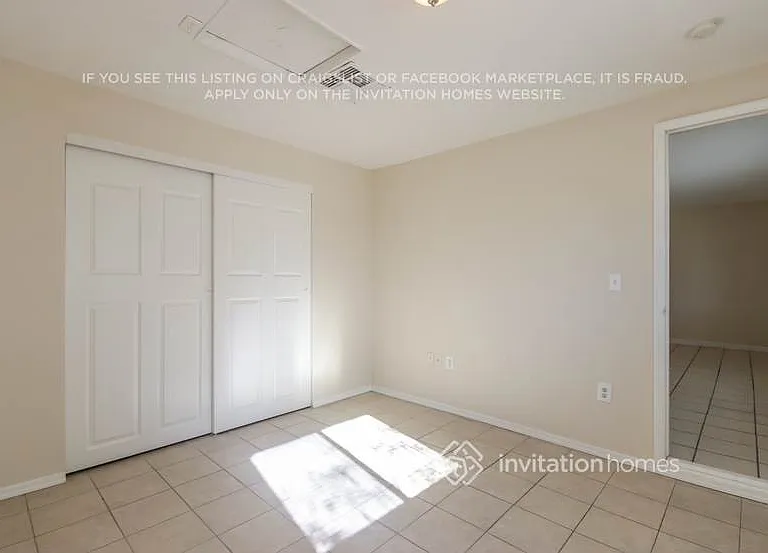 2964 N 53rd Dr — Photo 16
