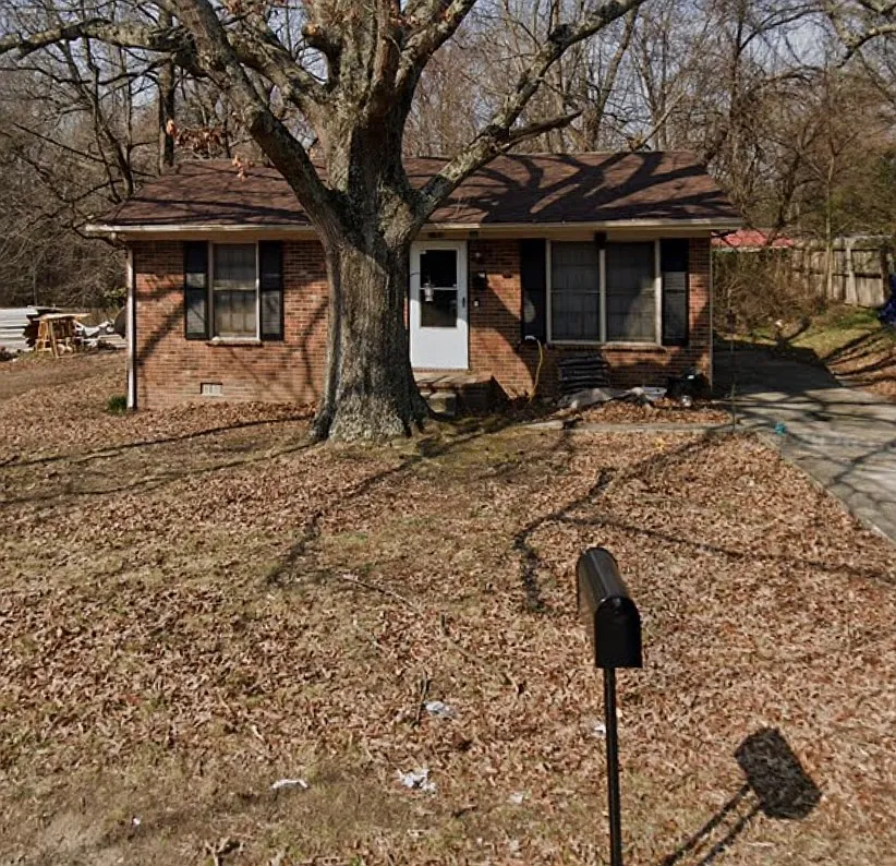 2 bed, $875 — Photo 1