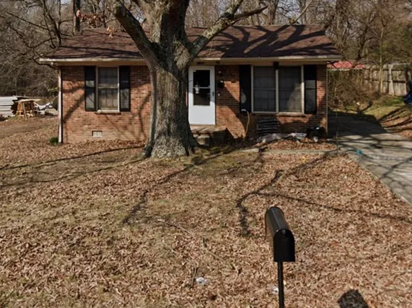 2308 Brentwood St, High Point, NC 27263