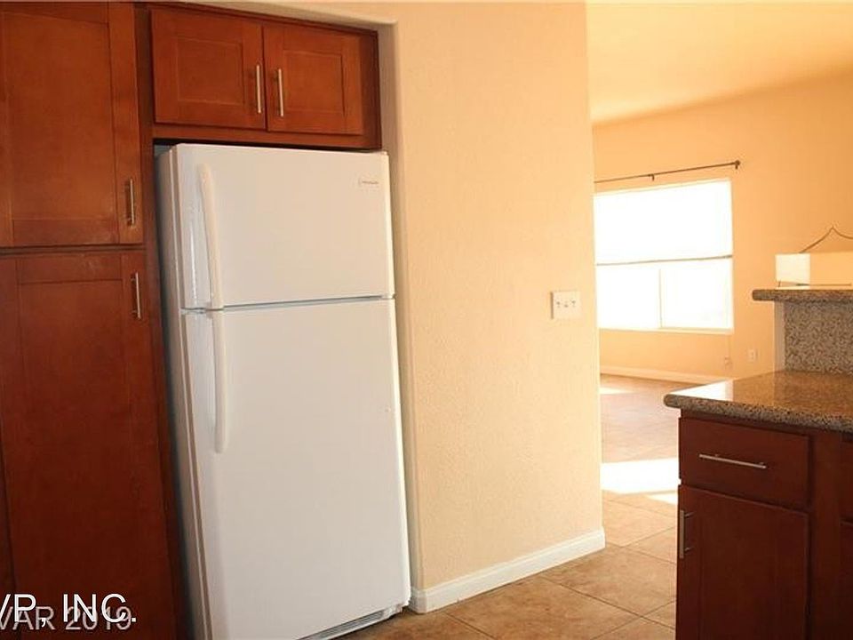 1st image of 8455 Faucet Ave