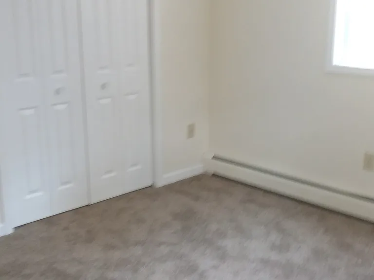 573 Silver Creek Rd — Photo 10