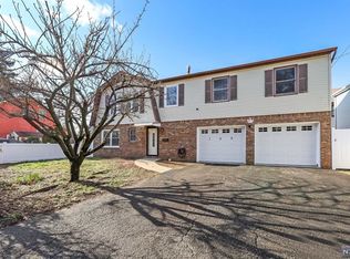 168 S Front St, Bergenfield, NJ 07621