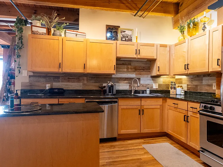 413 N 2nd St #310 — Photo 3