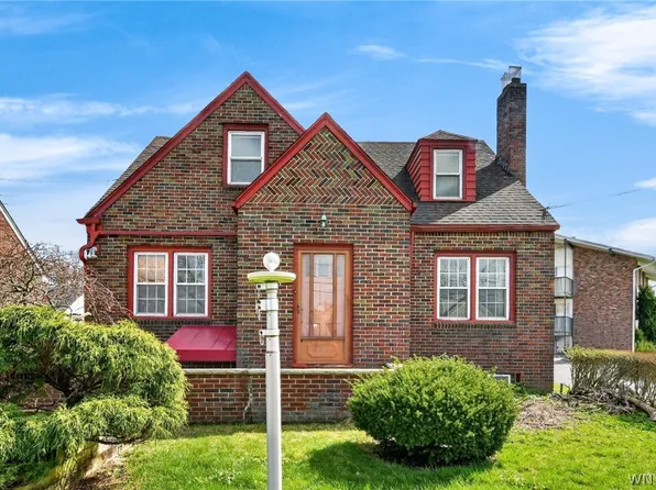 841 Cleveland Dr, Cheektowaga, NY 14225