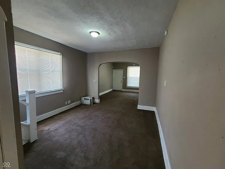 516 W 28th St — Photo 3