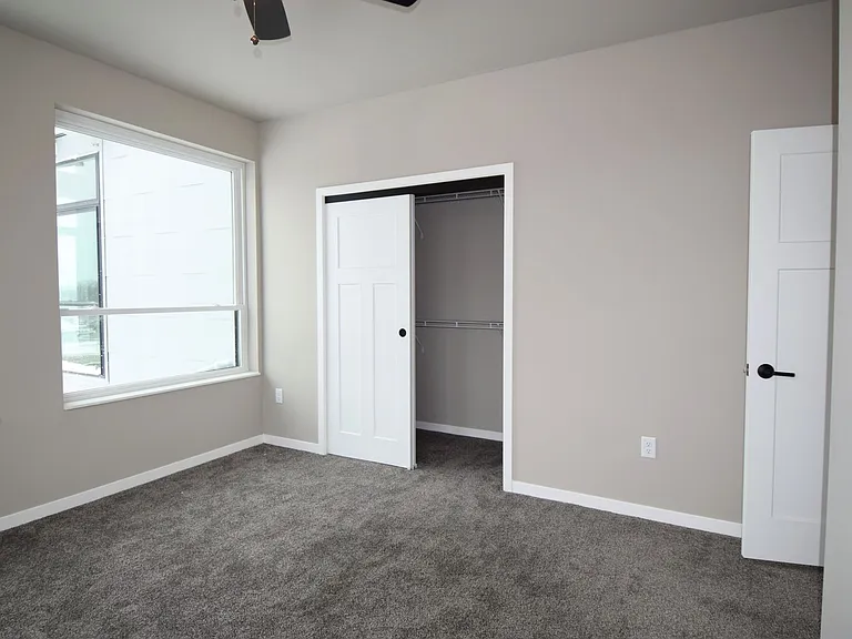 The Tuxedo Apartments — Photo 104