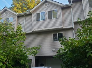10311 N Macrum Ave #2, Portland, OR 97203