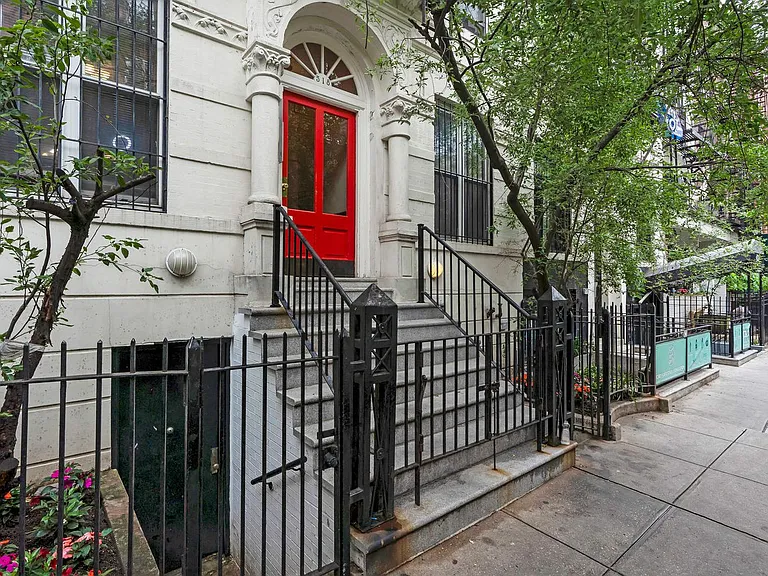 518 E 11th St #5B — Photo 11