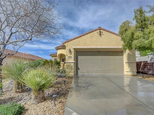 2700 Rue Montpellier Ave, Henderson, NV 89044