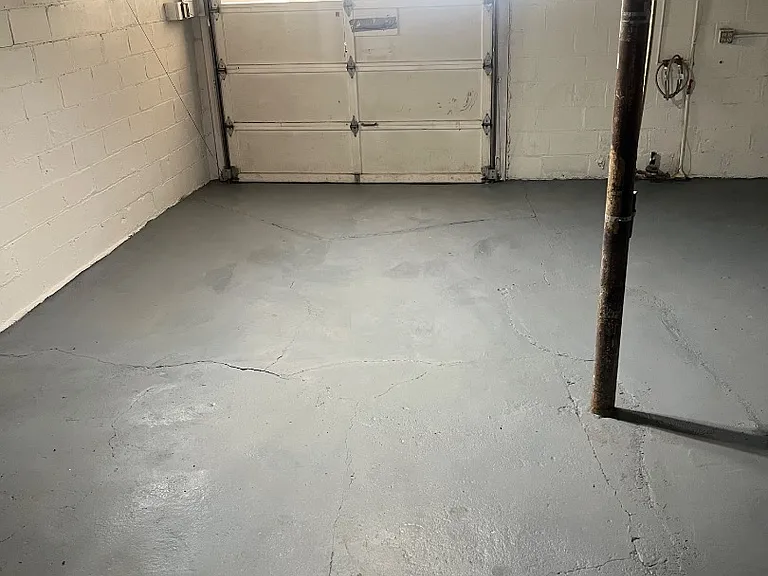 Unit Photo