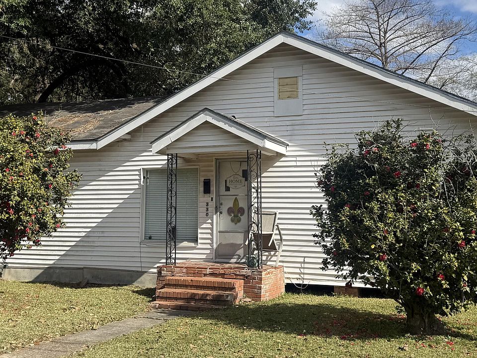 1st image of 300 Boudreaux St