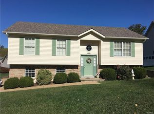 1521 Pepperidge Ct, Arnold, MO 63010