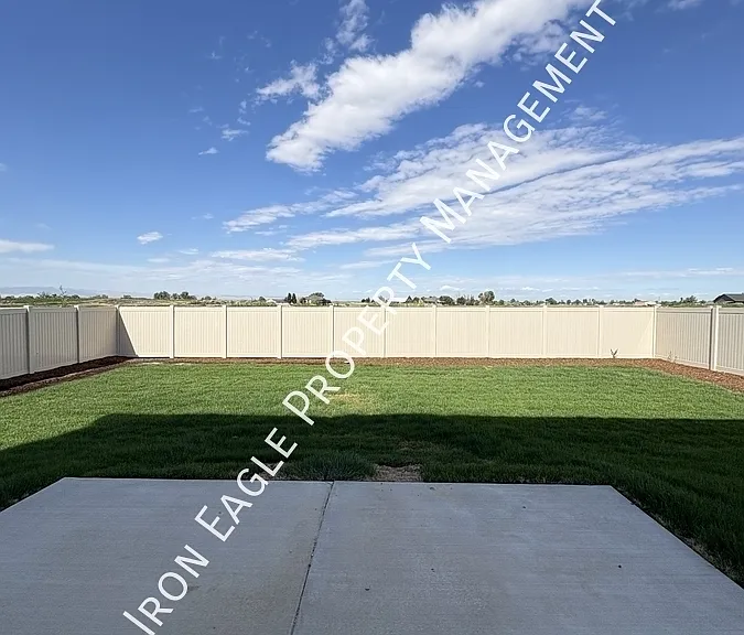 5667 S Memory Ave — Photo 29
