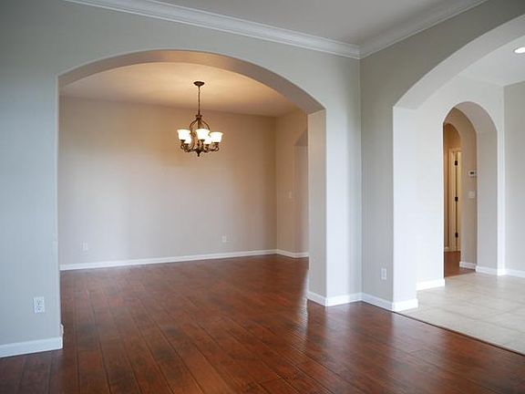 2nd image of 370 W Piedmont Dr