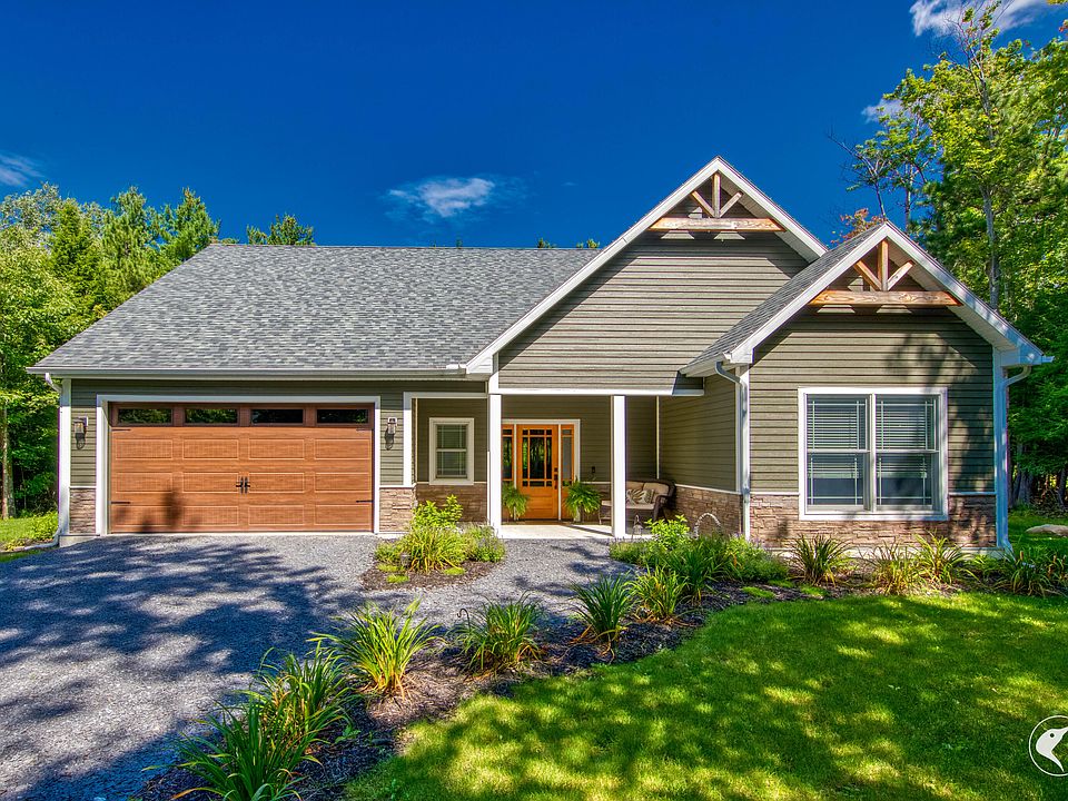 1st image of 34 Outlook Ln