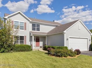 499 Grape Vine Trl, Oswego, IL 60543
