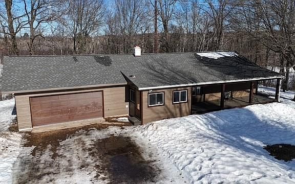 2nd image of N8110 Stone Lake Road