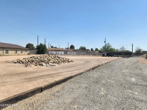 8868 Harding Way, El Paso, TX 79907