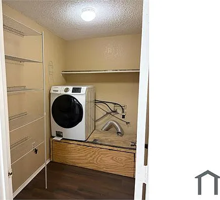 7204 Kary Lynn Dr E — Photo 9