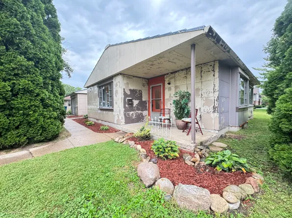 1029 S 5th St, Princeton, IL 61356
