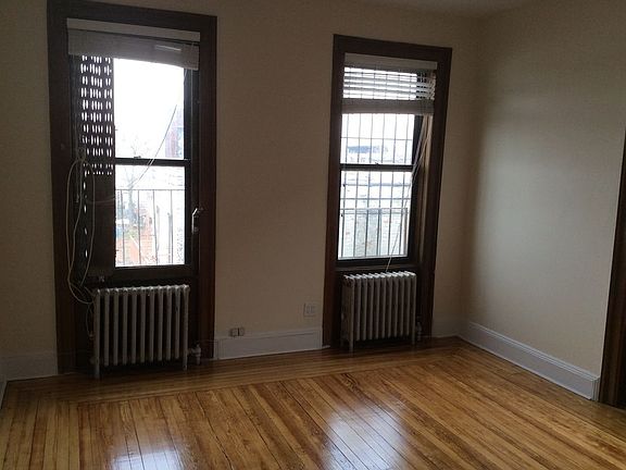 2nd image of 174 Prospect Park W APT 4R