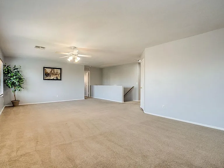 3116 W Pleasant Ln — Photo 14