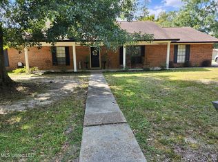 5319 Gatlin Dr, Pascagoula, MS 39567