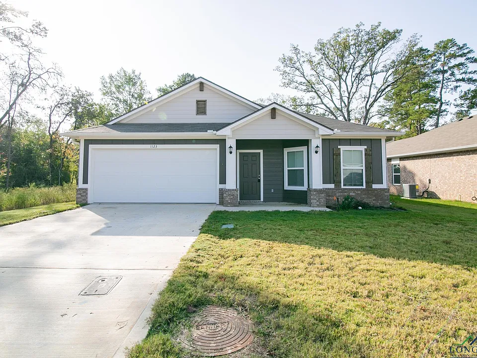 1123 Mission Creek Dr