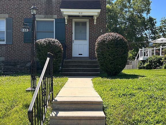 2nd image of 515 Fountain St
