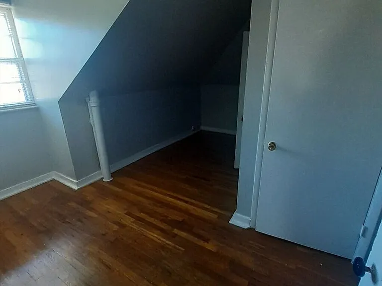 1516 N Cascade Ave #8 — Photo 3