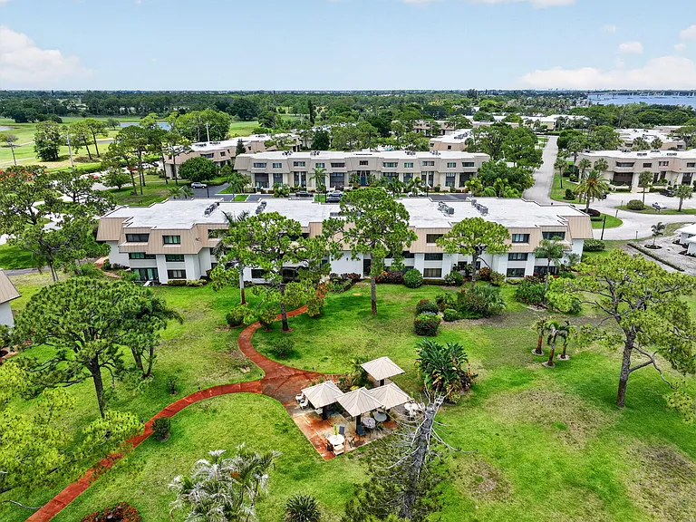 1800 SE Saint Lucie Blvd #11-203 — Photo 69