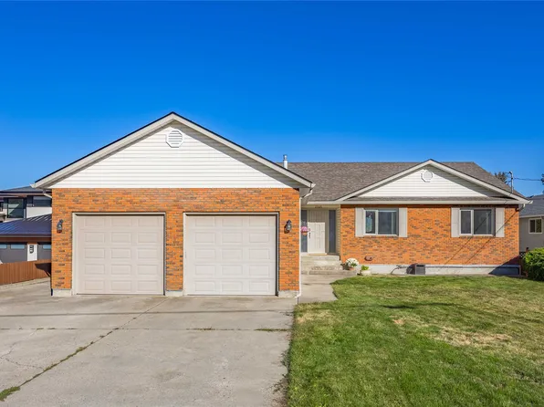 2245 Thacker Dr, West Kelowna, BC V1Z 1V5