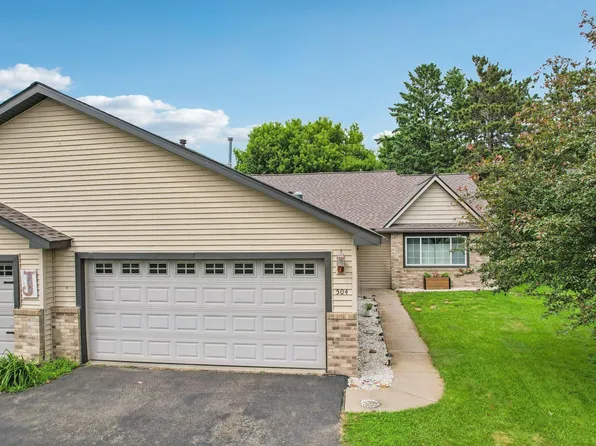 504 Meadows Dr, Hammond, WI 54015
