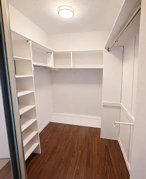 1059 S Bedford St #202 — Photo 5