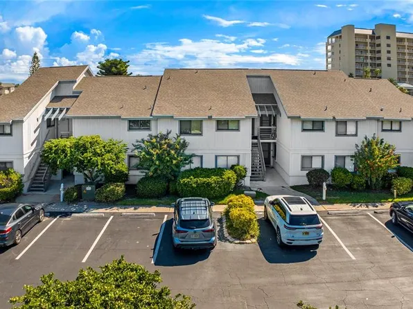 4409 Sea Mist Ct APT 271, New Smyrna Beach, FL 32169