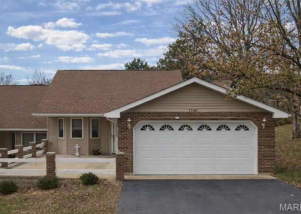 1st image of 1740 Napoleon Dr