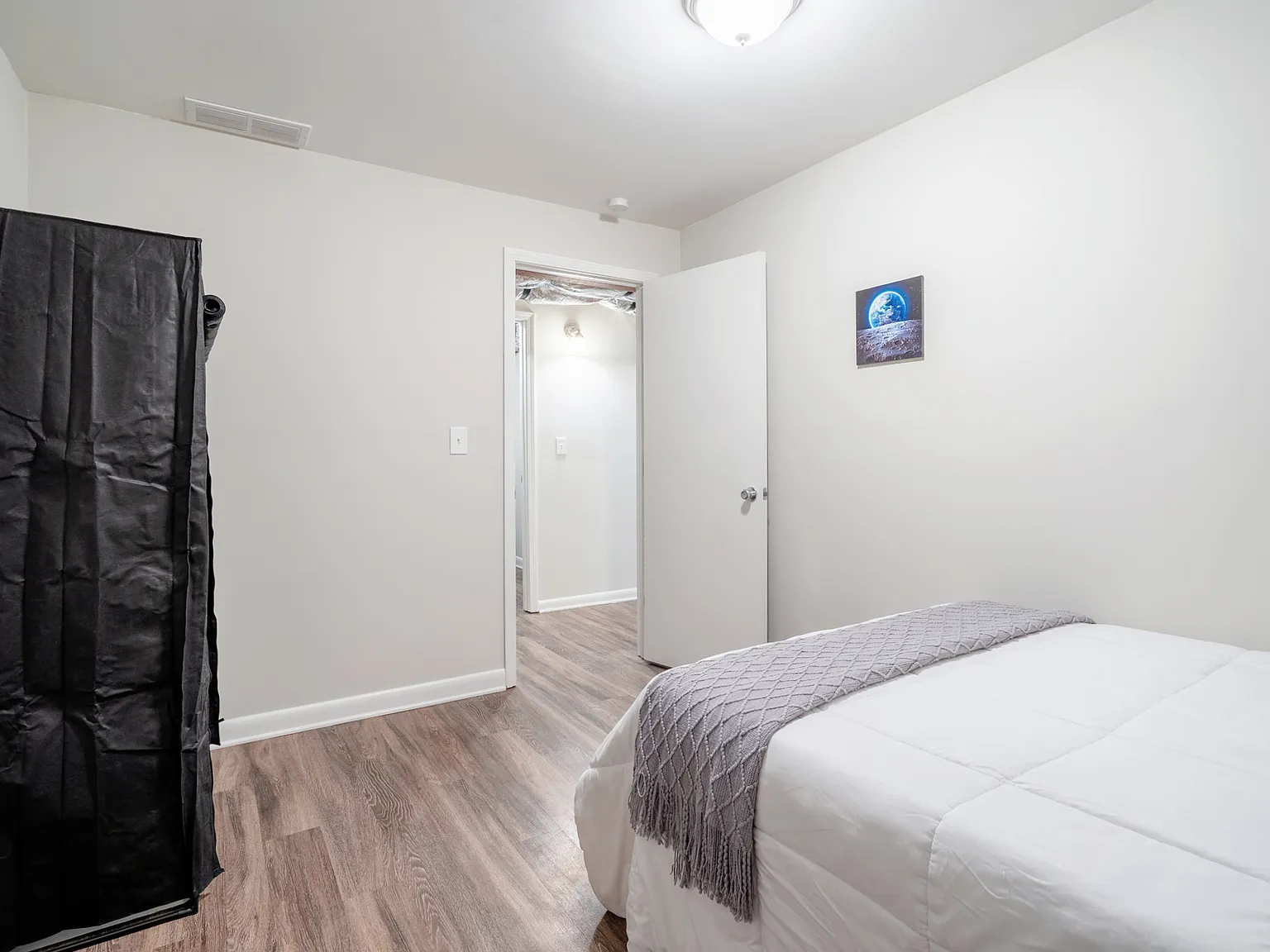 4 bed, 2.0 bath, 1488 sqft, $754 — Photo 1
