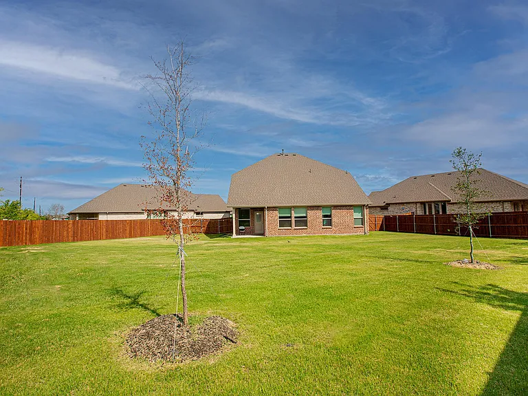 4924 Dewy Rose Ln — Photo 14