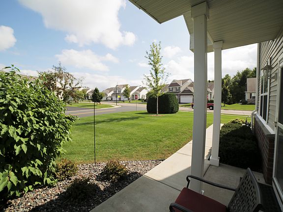 4th image of 707 10th St S #605