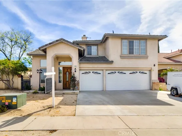 992 Trovita Dr, Corona, CA 92881