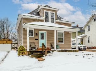 808 Wisconsin Ave, Saint Joseph, MI 49085