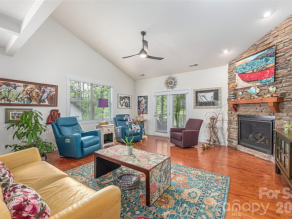 2nd image of 307 Wild Ginger Ct